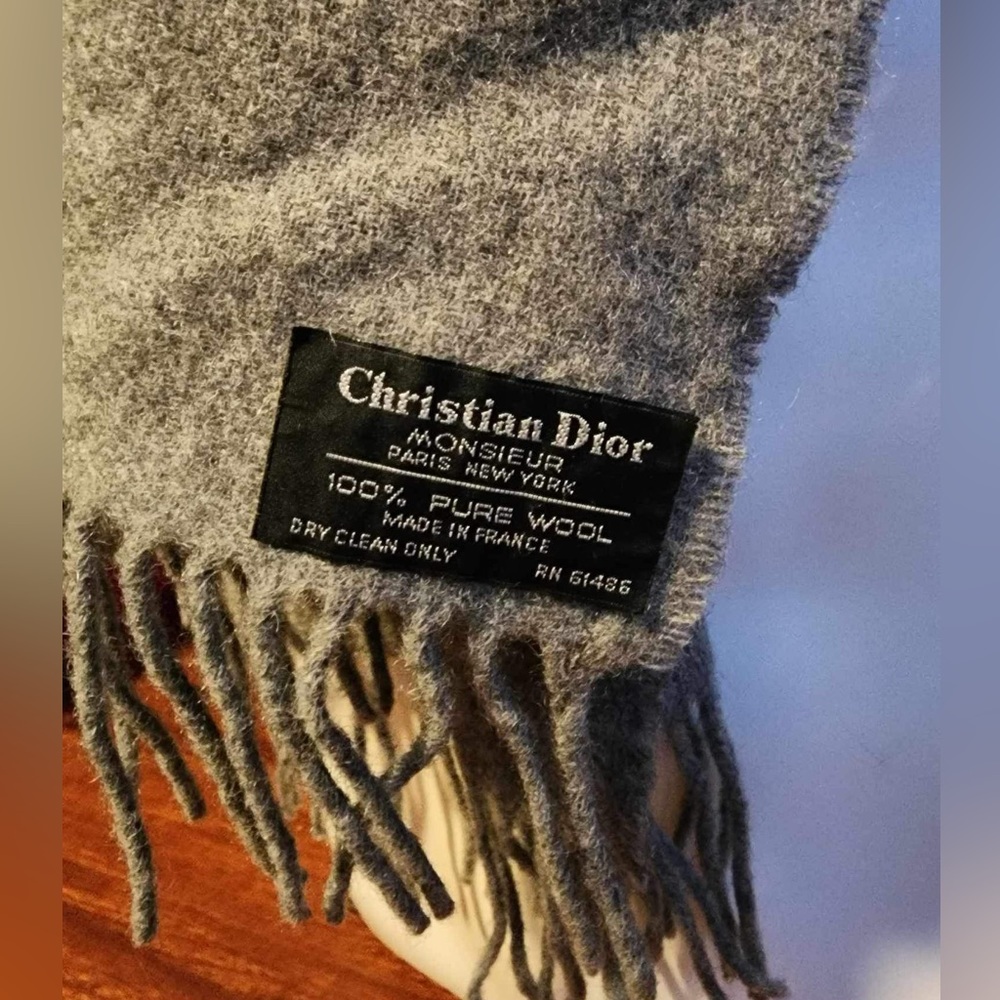 vintage Christian Dior wool Fringe scarf - Picture 2 of 4